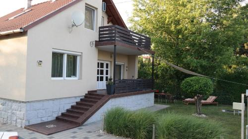 Siofok-Szabadifurdo Apartment | Fatima apartman