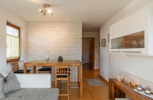 Brunico Apartment | FaWa Apartments "Villa Mai"