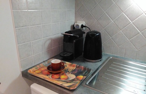 Fayence Apartment | Fayence center in a pedestrian street. Air-conditioned studio with wifi.