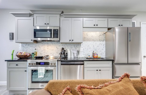 Fayetteville Apartment | Fayetteville Vacation Rental - Near Lake McIntosh!