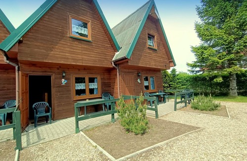 Sarbinowo House | Fe/Ha with 2 bedrooms, week-room, kitchenette, bathroom, 4 to 8 people. Beach 900 m.