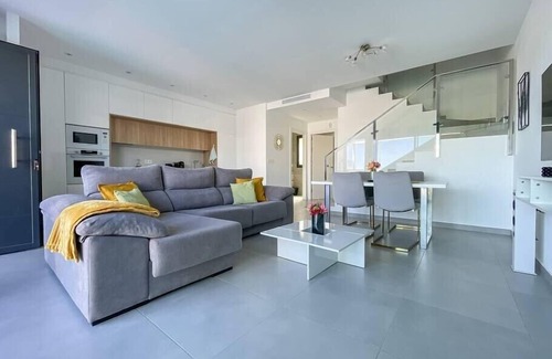 Rojales Ski Chalet | Fee4Me Villa with Pool on the Costa Blanca