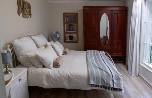 Somerset West Apartment | Feet Up Cottage