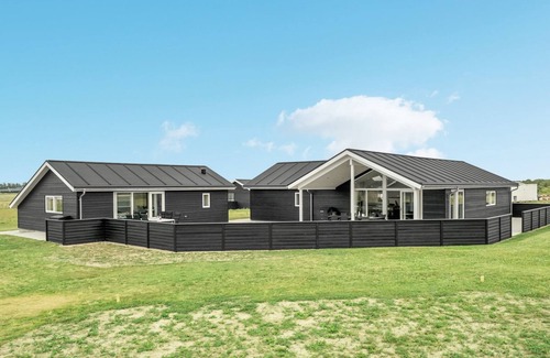 Grønhøj House | "Fegge" - 1.5km from the sea by Interhome
