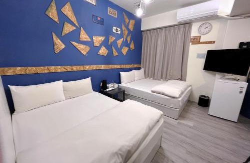 Xitun District Apartment | FengChia FUN House