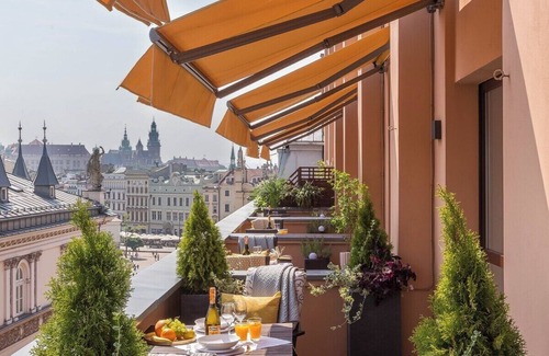 Old Town Apartment | Feniks Sunblush studio with terrace