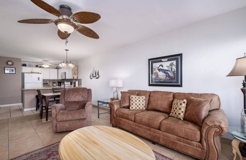 Cedar Key Condo | Fenimore Mill 4B - Pool, Hot Tub, Open Gulf View!