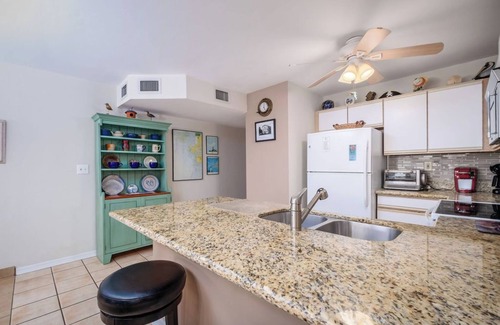 Cedar Key Condo | Fenimore Mill 4B - Pool, Hot Tub, Open Gulf View!