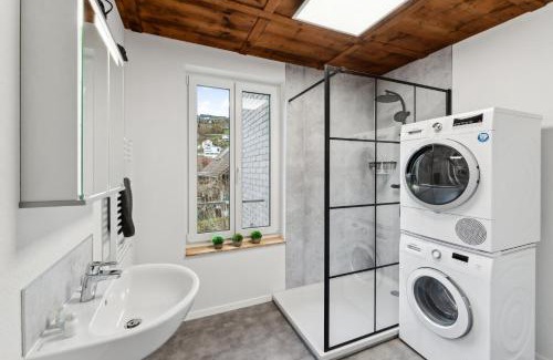 Grabs Apartment | FENUS SGT10 Panoramaview Parking Kitchen