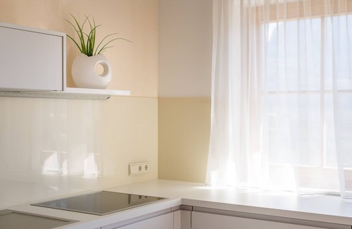 Tramin Apartment | Ferienwohnung Zwerger, NEU ab Mai 2024 Pool mit Salzwasser im Südgarten