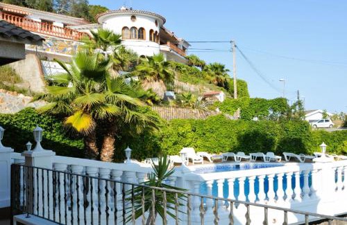 Lloret de Mar House | Ferienhaus Fluvia für 17 Personen in Lloret de Mar