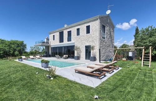 Radetici House | Ferienhaus mit Privatpool für 8 Personen ca 400 qm in Radetici, Istrien Binnenland von Istrien