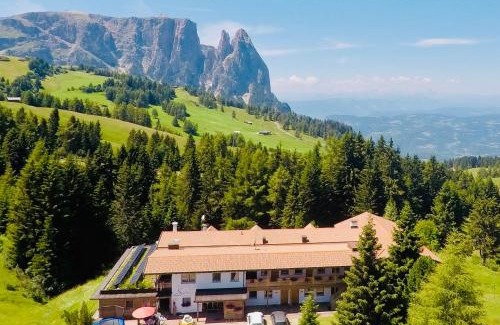Castelrotto Apartment | Ferienparadies Sabina Puflatsch