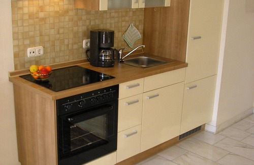 Oberschonau Apartment | Ferienwohnung für 1 bis 3 Personen, 45 qm, mit separatem Schlafzimmer, Wohn-/Schlafraum und Terrasse