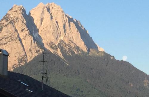 Garmisch-Partenkirchen Apartment | Ferienwohnung Franziska 2
