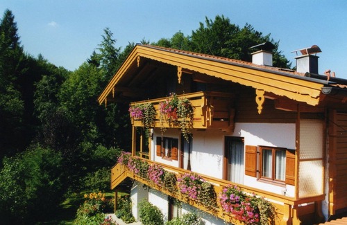Siegsdorf Apartment | Ferienwohnung, 55 qm, 2 Schlafzimmer, Balkon und Terrasse
