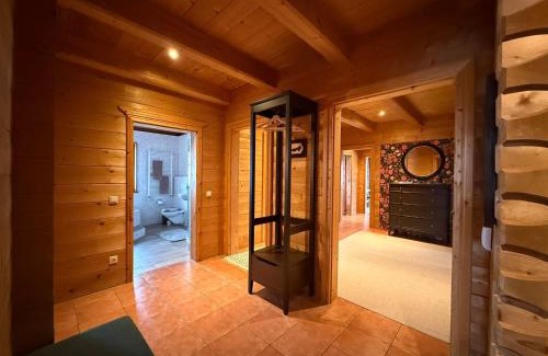 Burggen Apartment | Ferienwohnung am Kastanienbaum