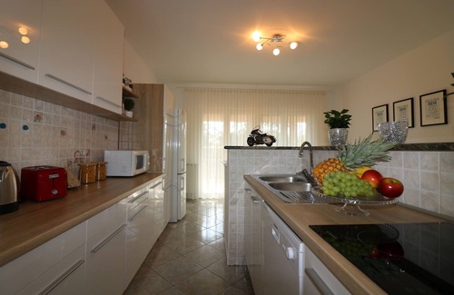 Vrvari Apartment | Ferienwohnung/app. für 9 Gäste mit 190m² in Vrvari