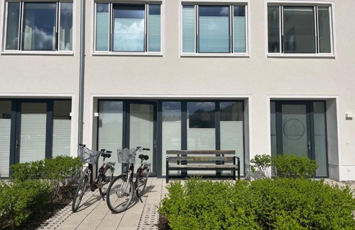 Prora Apartment | Ferienwohnung "Dani" - Haus Stubnitz