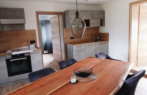 Aufham Apartment | Ferienwohnung Fuderheuberg