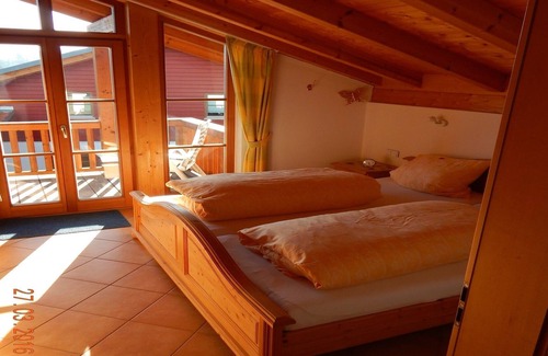 Bad Feilnbach Apartment | Ferienwohnung Haidwand 65 qm, 1 Seperates Schlafzimmer, Süd- und Ostbalkon