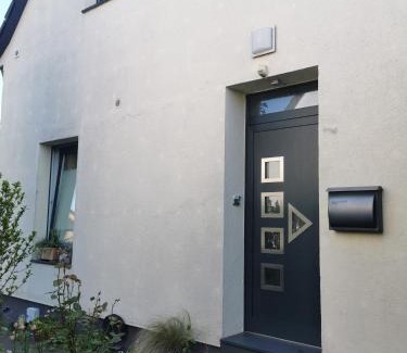 Kranenburg Apartment | Ferienwohnung Lojane