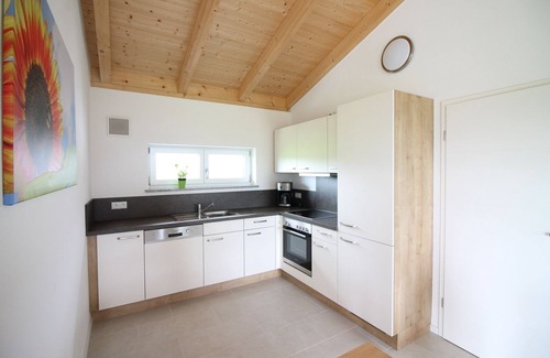 Seeon-Seebruck Apartment | Ferienwohnung mit Balkon für 2-4 Personen