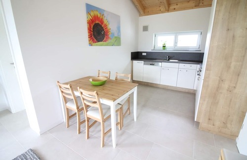 Seeon-Seebruck Apartment | Ferienwohnung mit Balkon für 2-4 Personen
