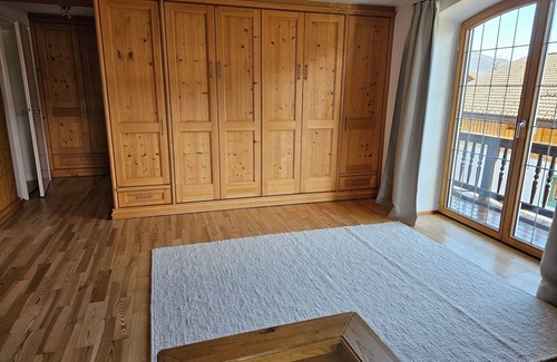 Kreuth Apartment | Ferienwohnung Rebensburg, Scharling - Ferienwohnung Rebensburg