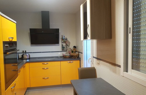 La Herradura Apartment | Ferienwohnungen mit Meer-Blick von der Dachterrasse. Strand 400 Meter entfernt.