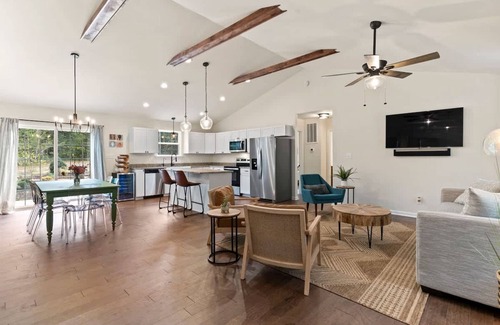 Cobham House | Fern Cottage - Family Home
