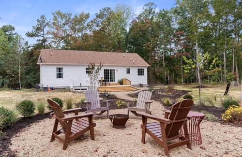 Cobham House | Fern Cottage Summary: