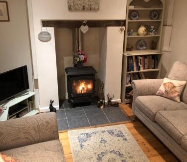 Honiton House | Fern Dale Cottage