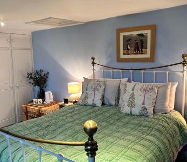 Gillingham House | Fernhill Cottage