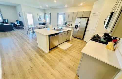 Fernley House | Fernley House/Pets Welcome/4BR/Sleeps 11