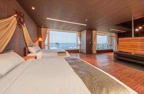 Shimen District House | Ferry of Love Homestay