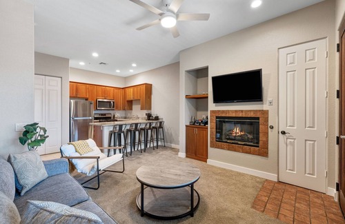 La Quinta Cove Condo | Festival & Fairway Retreat: Walk to Shuttle + Golf Nearby