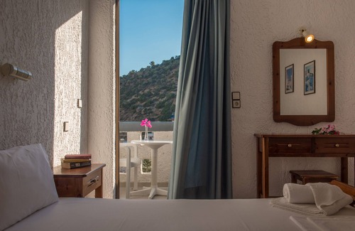 Agia Galini Hotel | Fevro Hotel