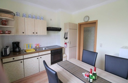 Goerlitz Apartment | Fewo Am Birkenwäldchen - Holiday apartment with 2 bedrooms and balcony