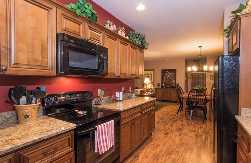 Whittier Condo | Fido Friendly Luxury Condo in Country Club setting With Amenities