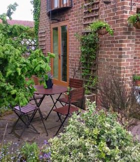Eastrington Bed & Breakfast | Field View B&B