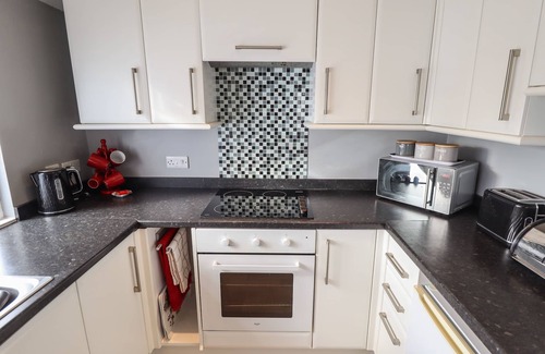 Grimsby House | FIELD VIEW, with a garden in Cleethorpes