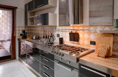 Centro Giano Apartment | Fiera & Airport-Suite Leonardo Relax- Garden & wi-fi free