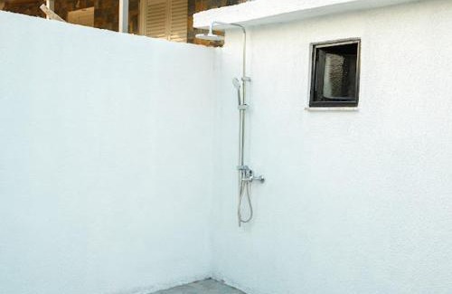 Albanian Riviera Apartment | FILIPPOS Traditional Villa-2 luxury Apartments whith Exclusive Pool & Garden Views