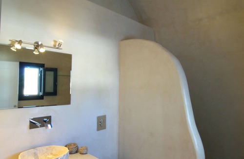 Perivolos Hotel | Filira Suites