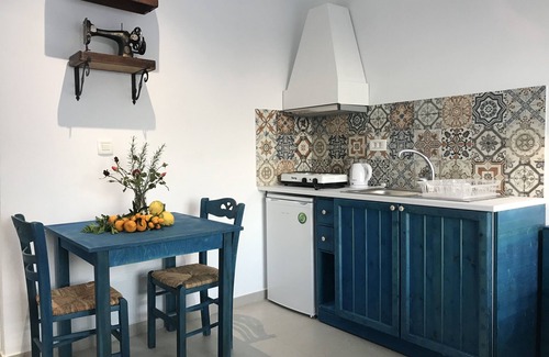 Theologos Hotel | Filoxenia Hotel Apartments