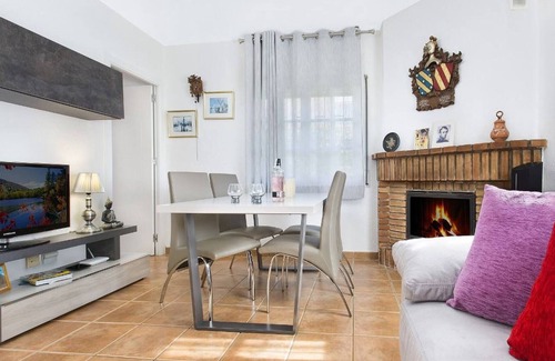Lloret Blau Villa | (Fina) Villa with pool for 6.