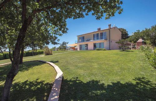 Peruski House | Finca mit privatem Infinity-Pool, Klima, WLAN und atemberaubenden Ausblick