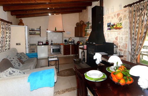 Sineu Villa | FINCA RUSTICA SINEU 1 KM FROM SINEU IDEAL FAMILIES PRIVATE POOL JACUZZI