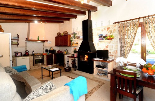 Sineu Villa | FINCA RUSTICA SINEU 1 KM FROM SINEU IDEAL FAMILIES PRIVATE POOL JACUZZI